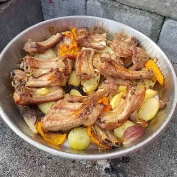 rebra_ispod_peke